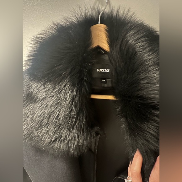 SOLD!!!!! NWOT Mackage Nori wool coat w fur - Picture 9 of 11